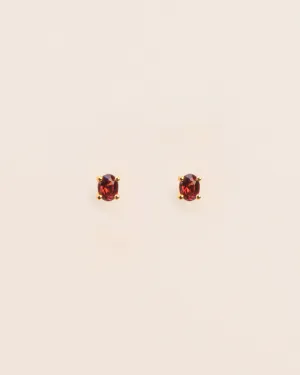 18K Simple Gold Studs w. Red Garnet