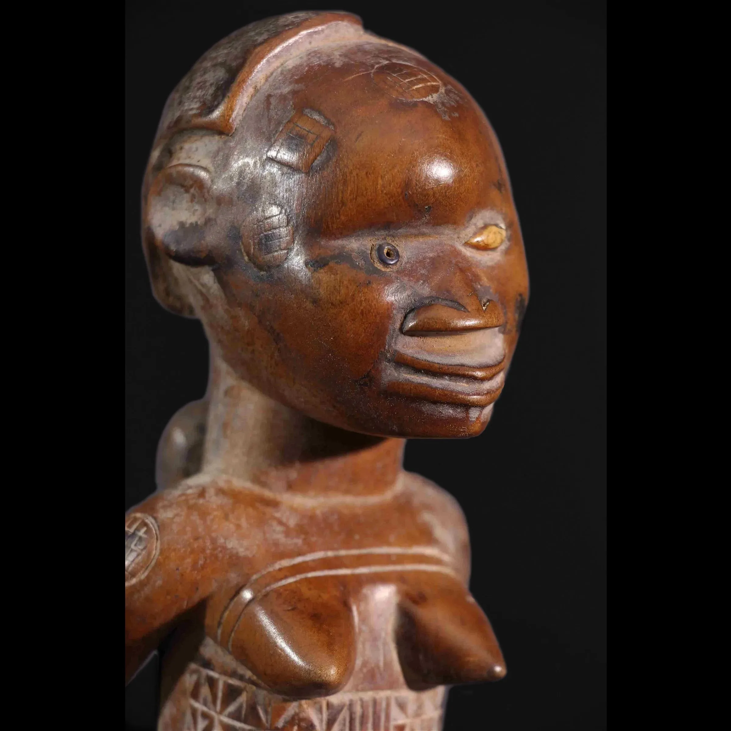 Béembé / Bembe Maternity Figure, Republic of Congo #33