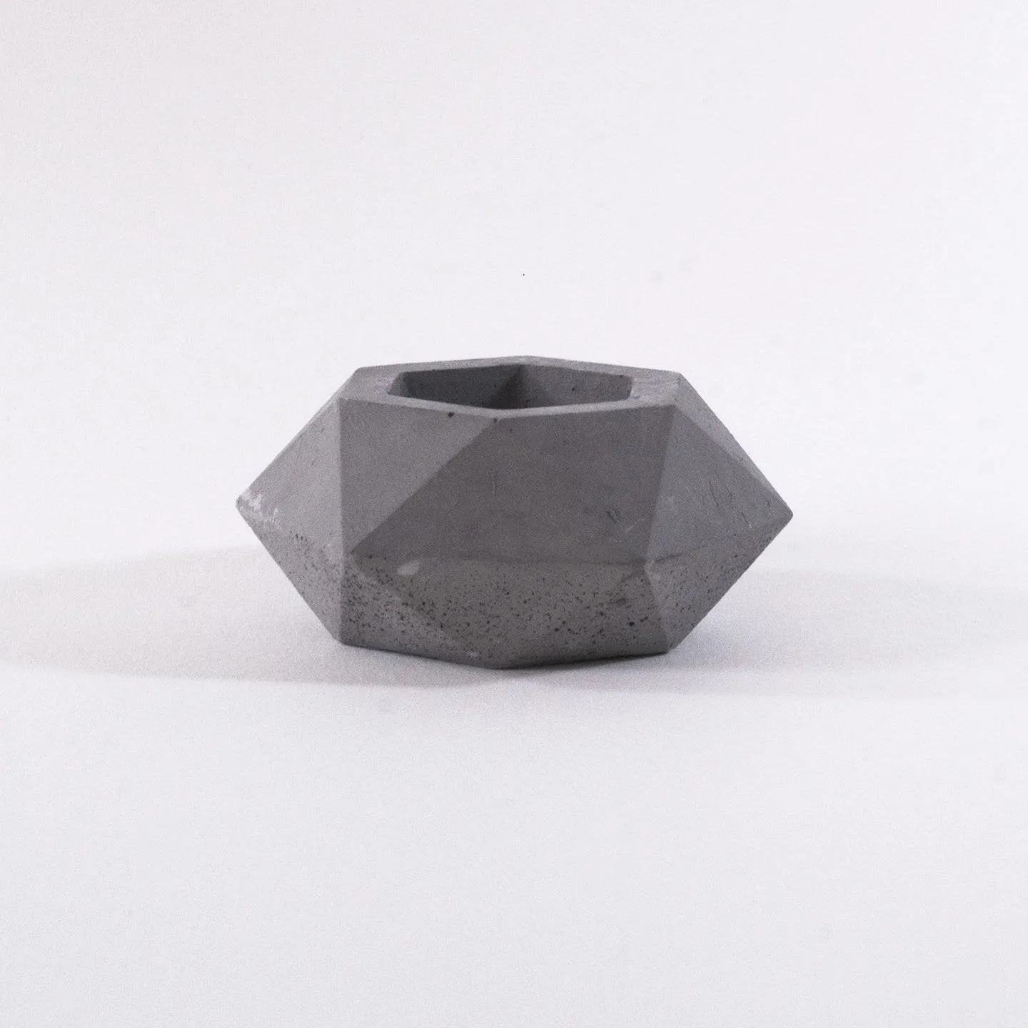 Diamond Concrete Planter