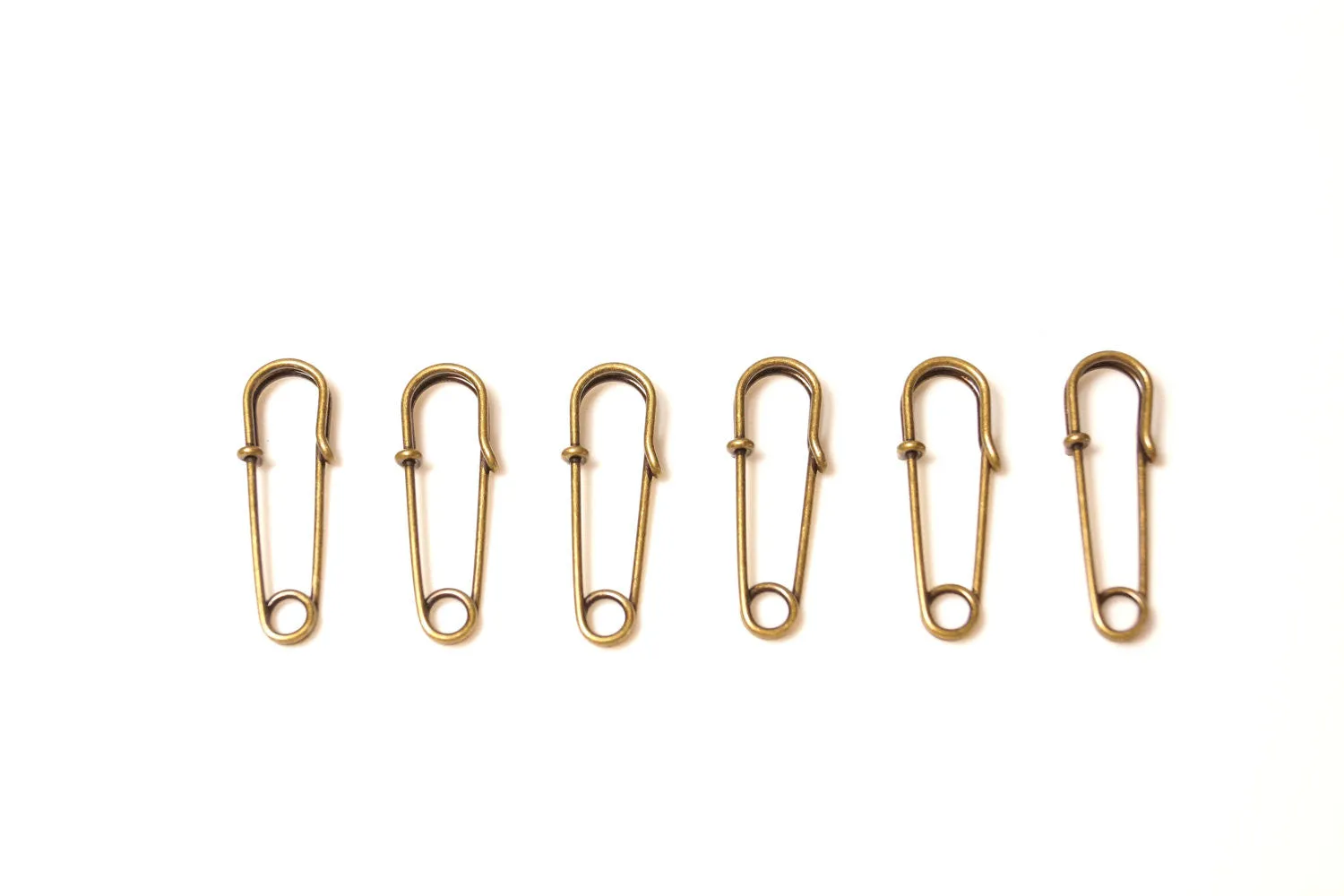 Metal Laundry Pin Style Pins in Antique Brass Finish (Set of 6)