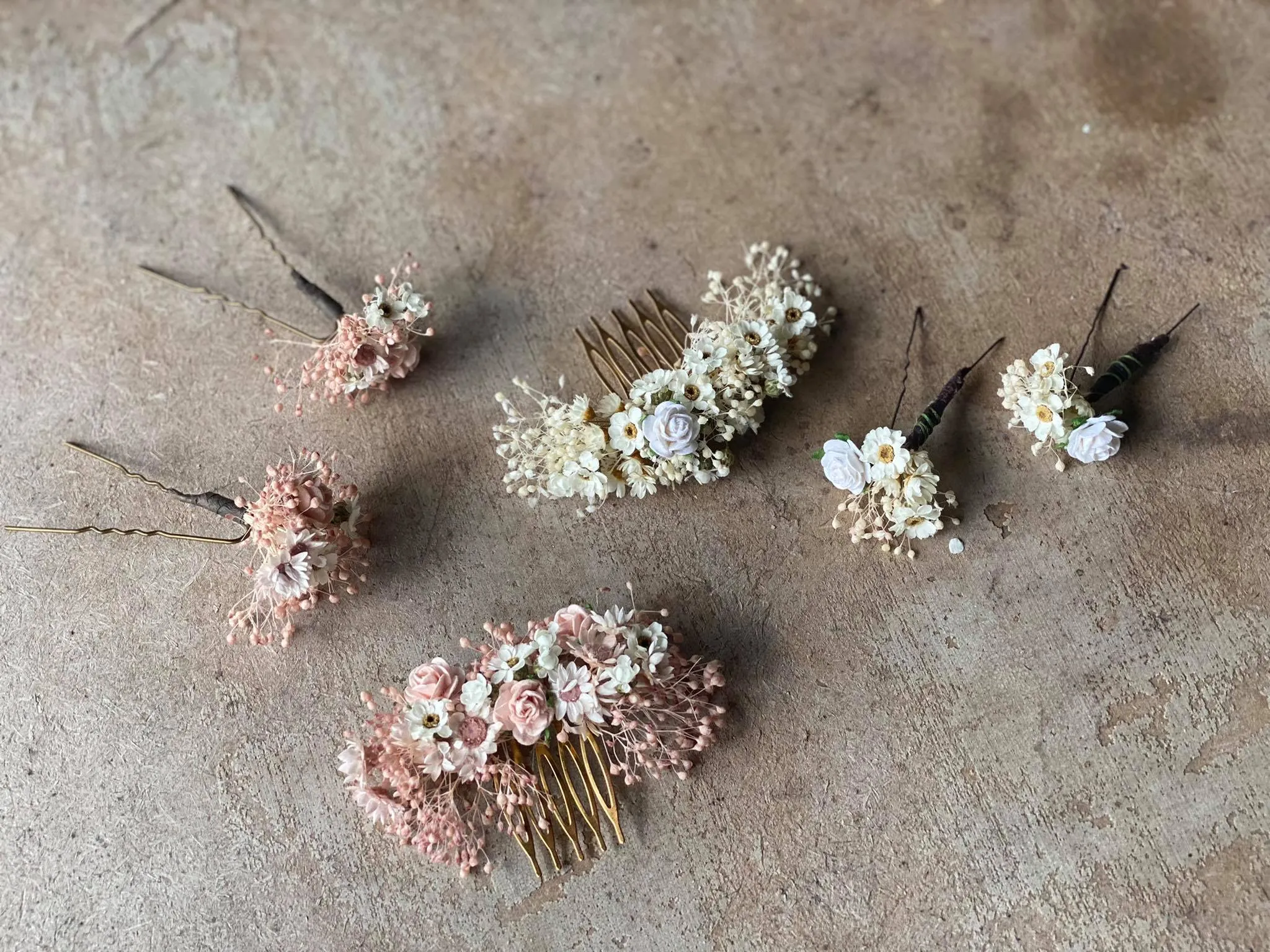 Romantic dried flower comb and pins