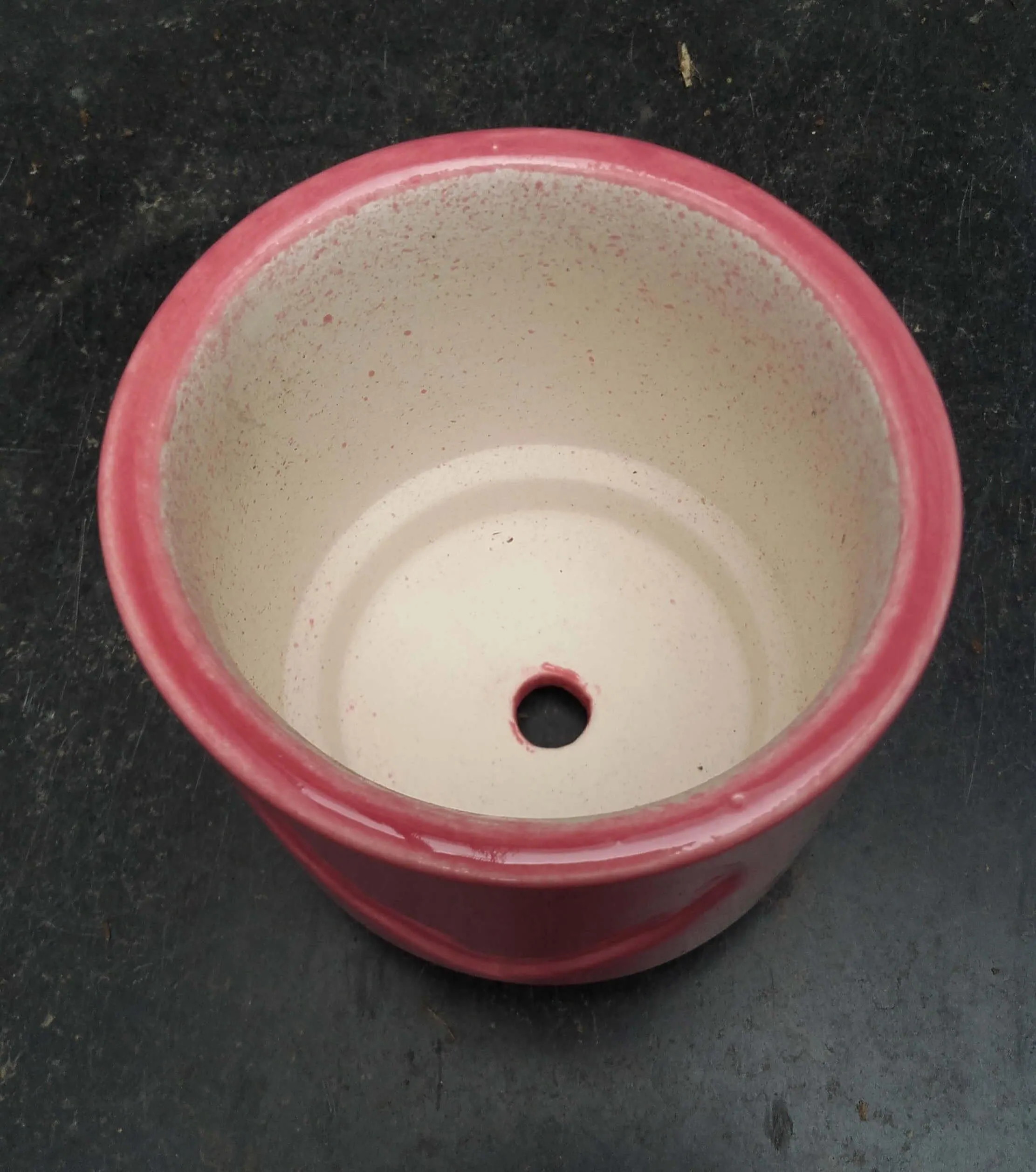 Set of 6 Ceramic Mini Round and Heart Design Planters - Modern Red Pot for Home and Office Decor