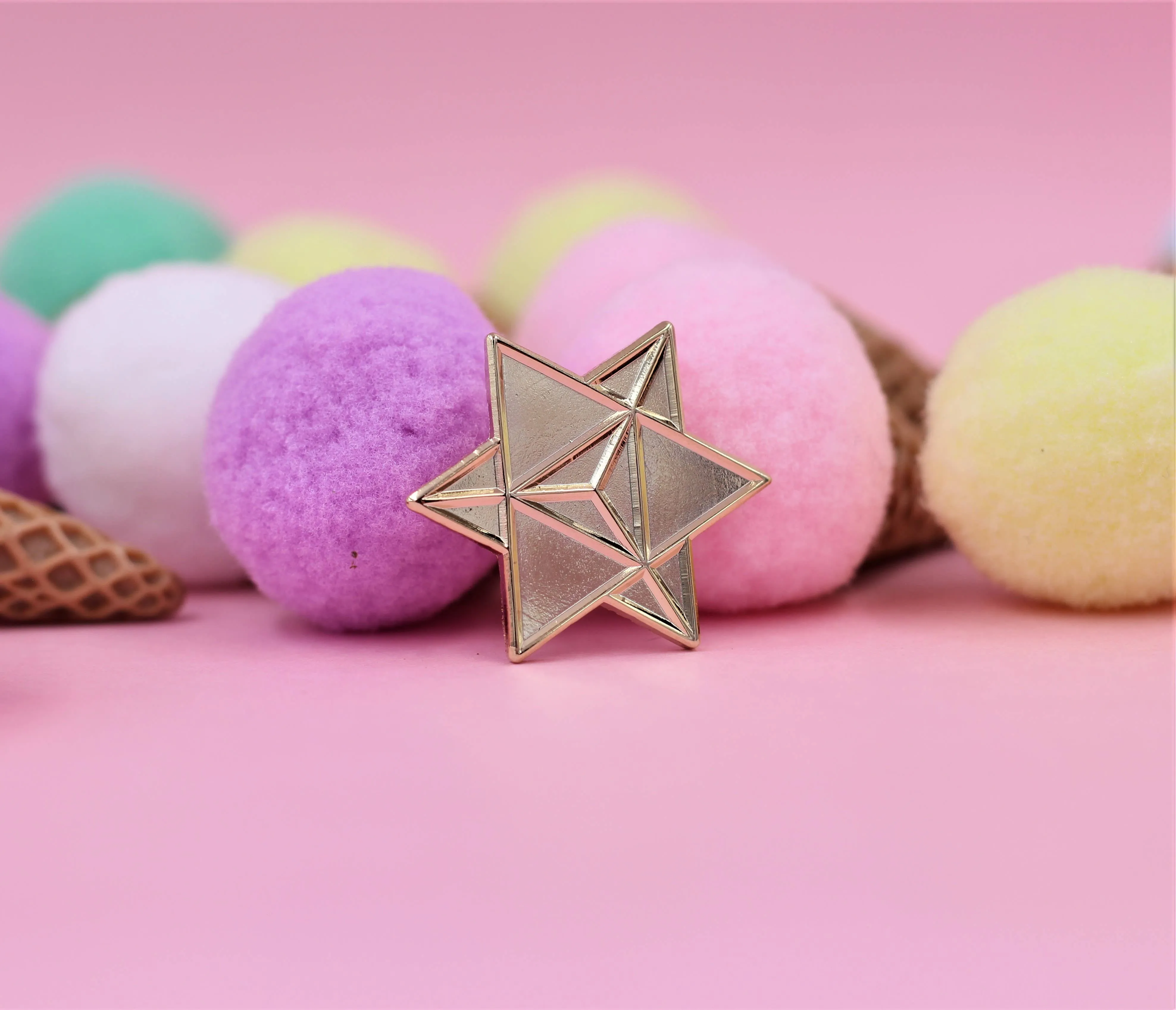 Star Merkaba / Star Tetrahedron – Enamel Pin for your Life