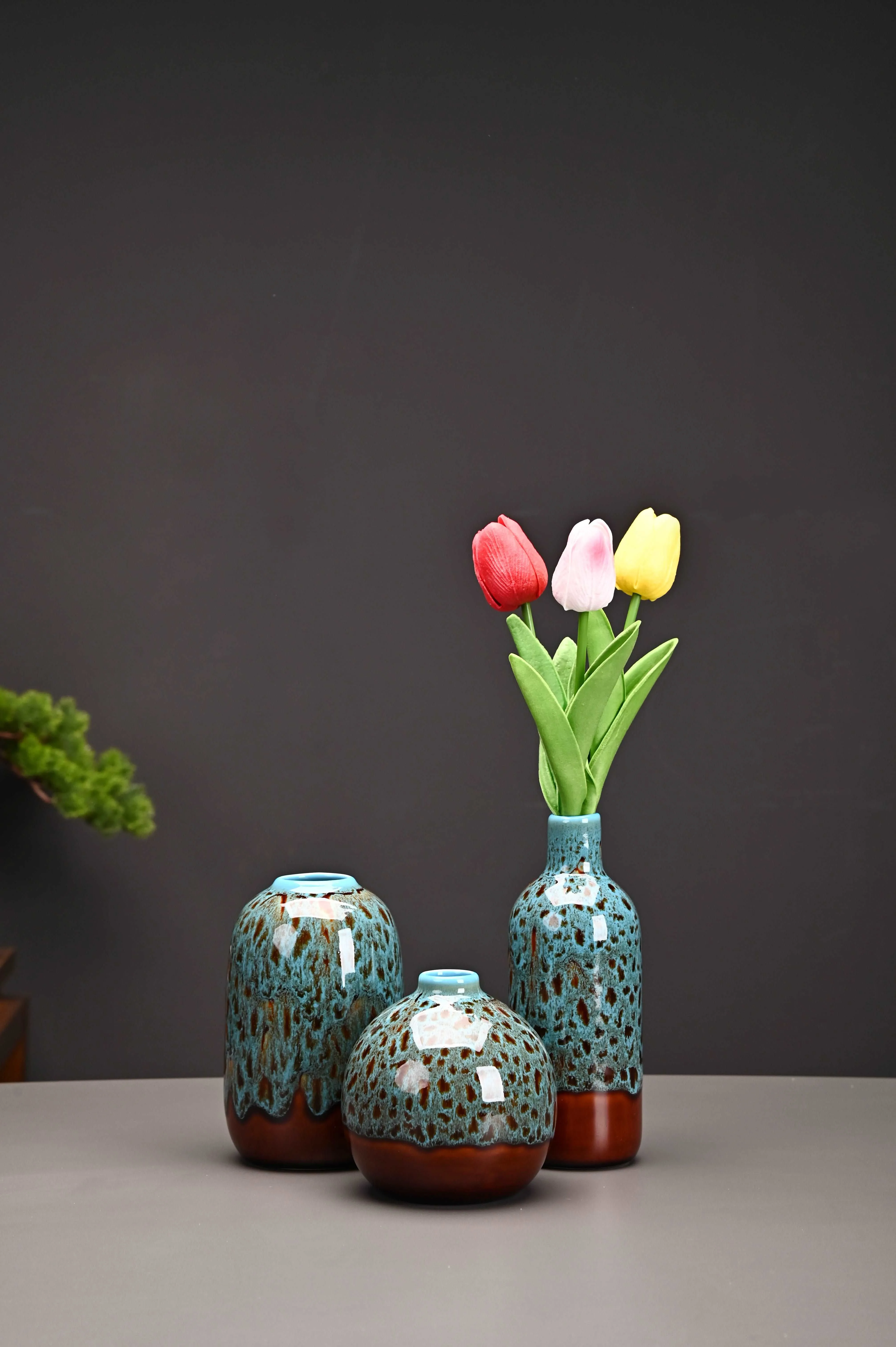 Warmth and Comfort in Every Detail: Handcrafted Ceramic Vase ( Set of 3 )