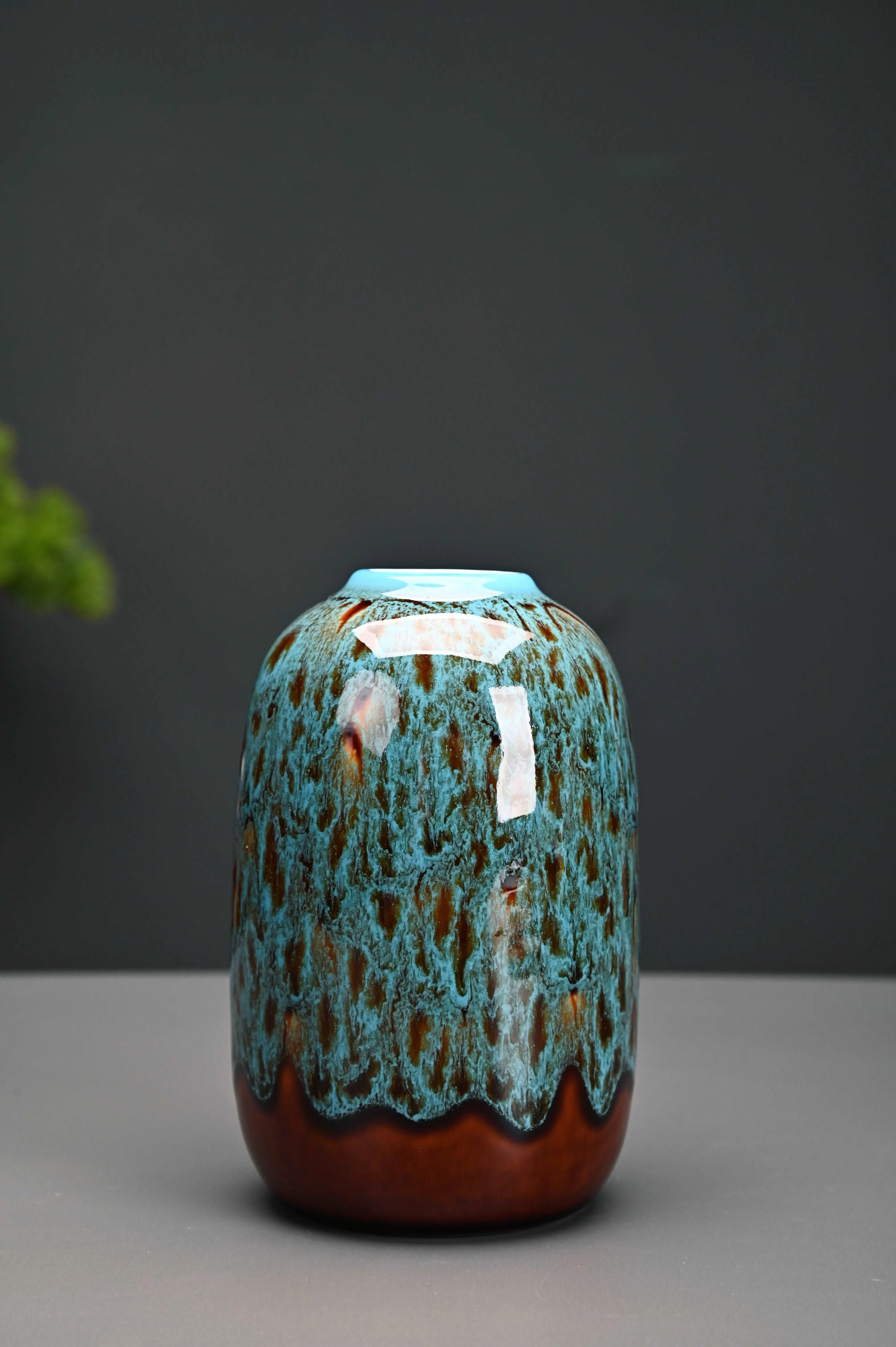 Warmth and Comfort in Every Detail: Handcrafted Ceramic Vase ( Set of 3 )