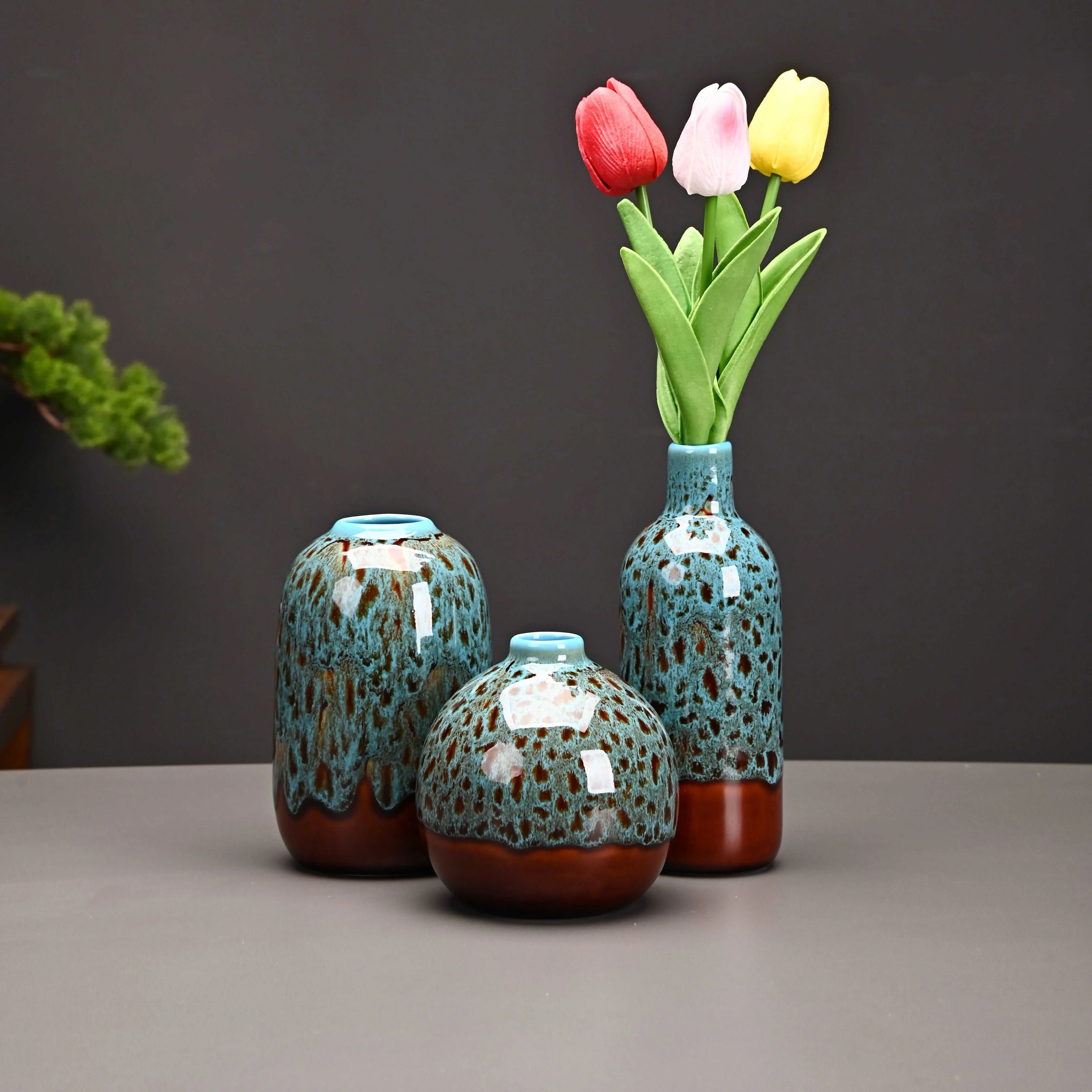 Warmth and Comfort in Every Detail: Handcrafted Ceramic Vase ( Set of 3 )